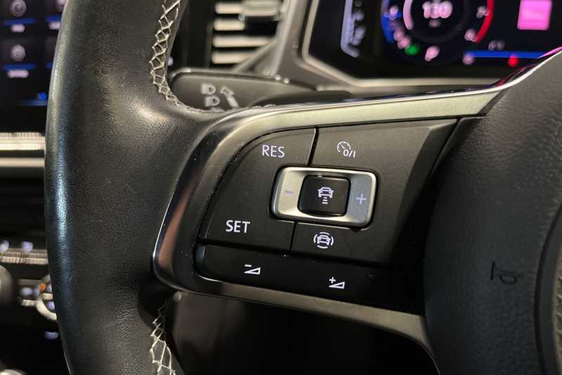 Used Volkswagen T-Roc 2021 for sale - 76790714: Photo 21