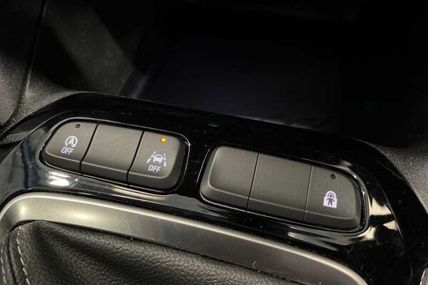 Used Vauxhall Corsa 2022 for sale - 76124996: Photo 39