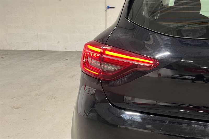 Used Renault Clio 2023 for sale - 78142683: Photo 31