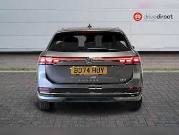 Used Volkswagen Passat 2025 for sale - 76734230: Photo