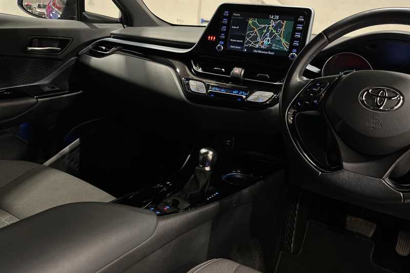 Used Toyota C-HR for sale - 77864158: Photo 14