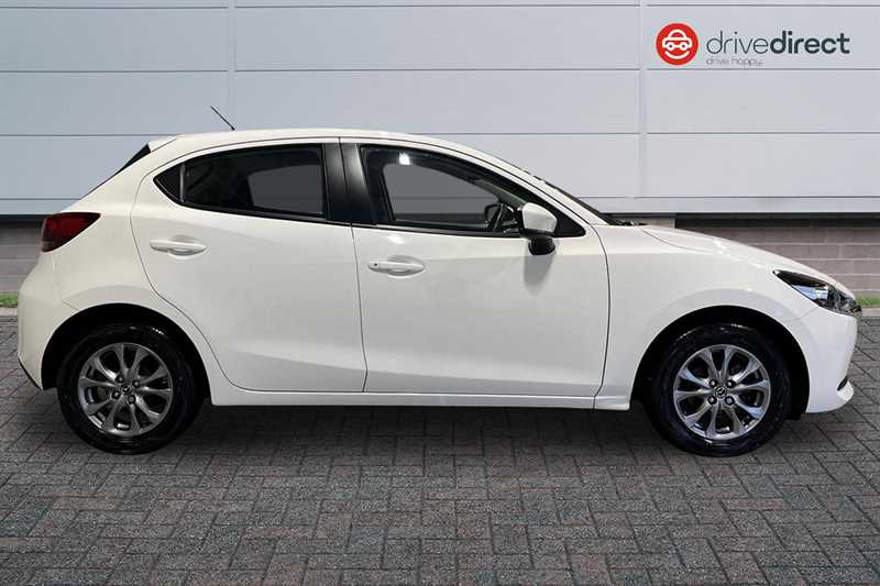 Used Mazda Mazda2 2022 for sale - 76917163: Photo 2