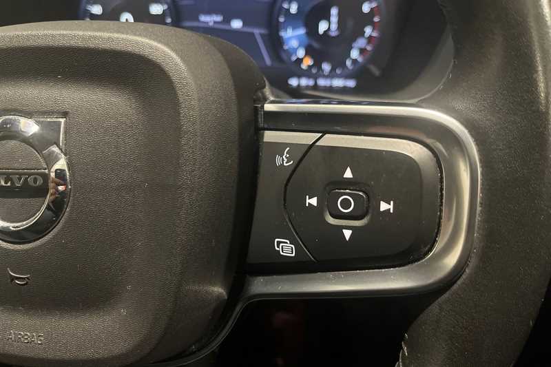 Used Volvo XC40 for sale - 77335605: Photo 22