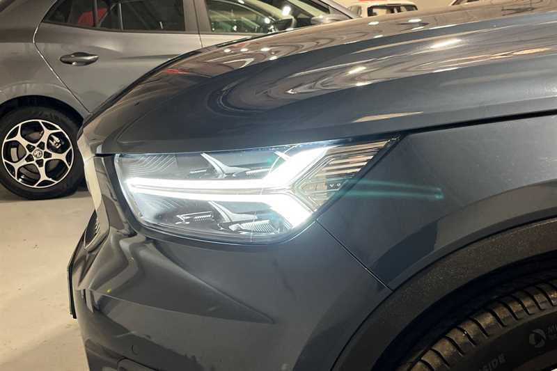 Used Volvo XC40 for sale - 77335605: Photo 29