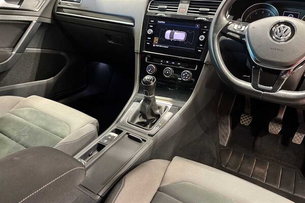 Used Volkswagen Golf 2019 for sale - 75083276: Photo 14