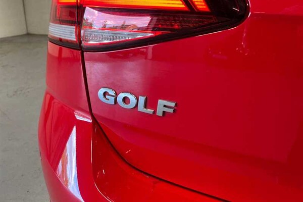 Used Volkswagen Golf 2019 for sale - 75083276: Photo 30