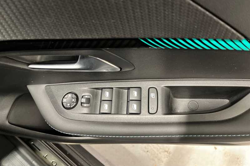 Used Peugeot 208 2023 for sale - 76955649: Photo 16