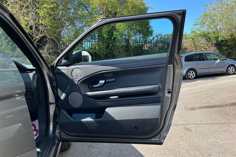 Used Land Rover Range Rover Evoque 2019 for sale - 76733691: Photo 37