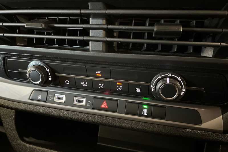 Used Vauxhall Vivaro Life 2024 for sale - 77348634: Photo 15