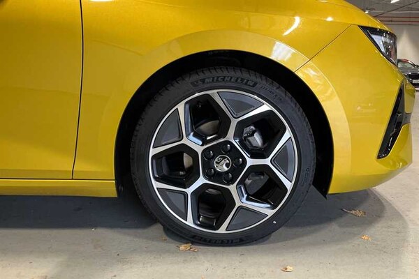 Used Vauxhall Astra 2023 for sale - 76096679: Photo 9