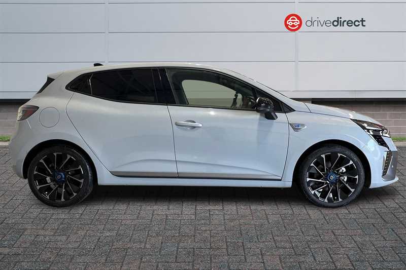 Used Renault Clio 2024 for sale - 78217424: Photo 2