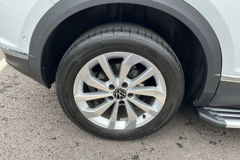 Used Volkswagen T-Roc 2022 for sale - 76761776: Photo 10