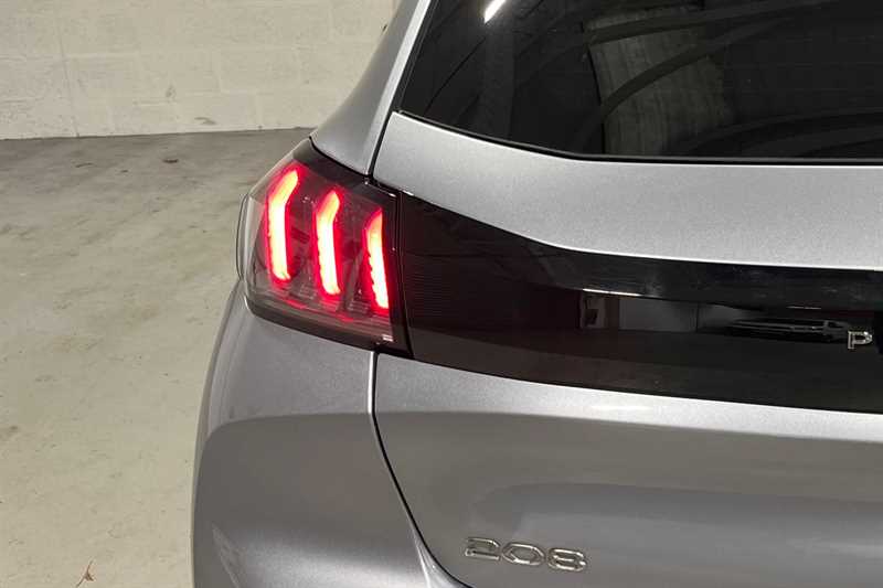 Used Peugeot 208 2022 for sale - 77429931: Photo 31