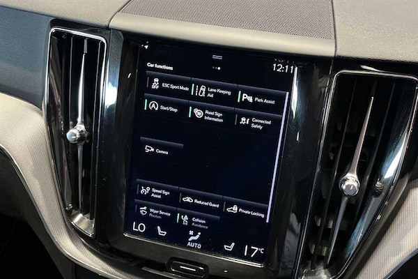 Used Volvo XC60 2021 for sale - 75129643: Photo 40