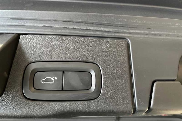 Used Volvo XC60 2021 for sale - 75129643: Photo 44