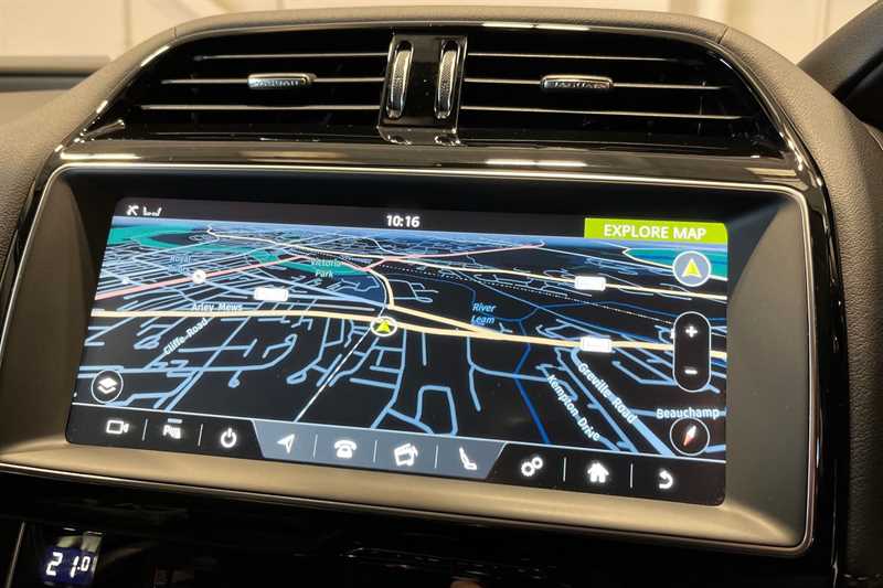 Used Jaguar XE 2018 for sale - 76525276: Photo 18