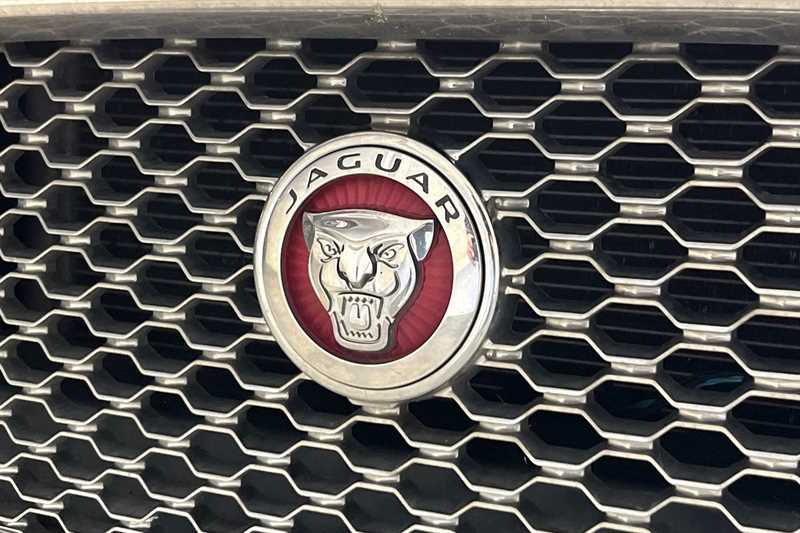 Used Jaguar XE 2018 for sale - 76525276: Photo 49