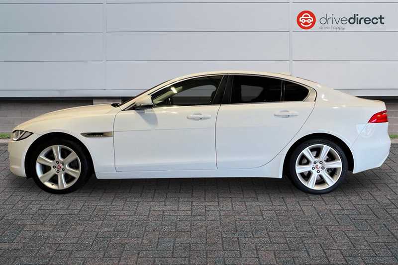 Used Jaguar XE 2018 for sale - 76525276: Photo 6