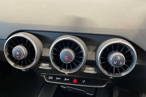Used Audi TT 2019 for sale - 75212015: Photo 15