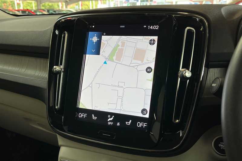 Used Volvo XC40 for sale - 76857908: Photo 18