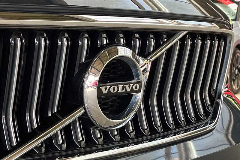 Used Volvo XC40 for sale - 76857908: Photo 44