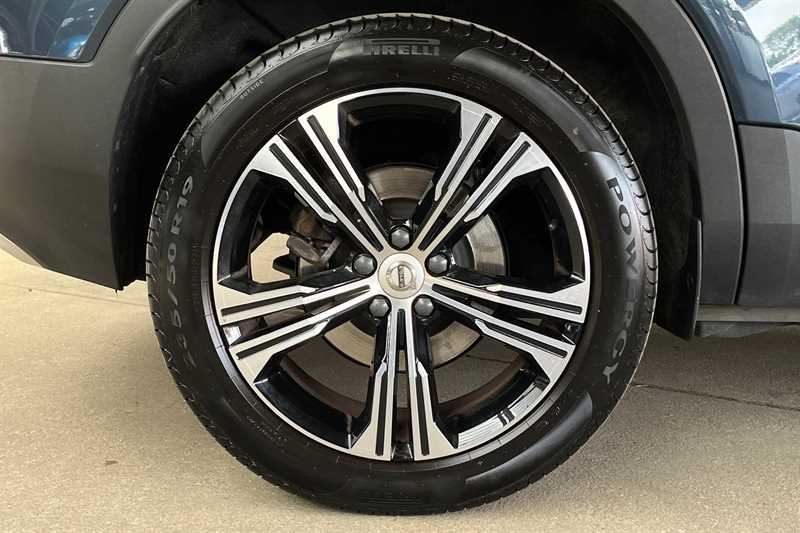 Used Volvo XC40 for sale - 76857908: Photo 9