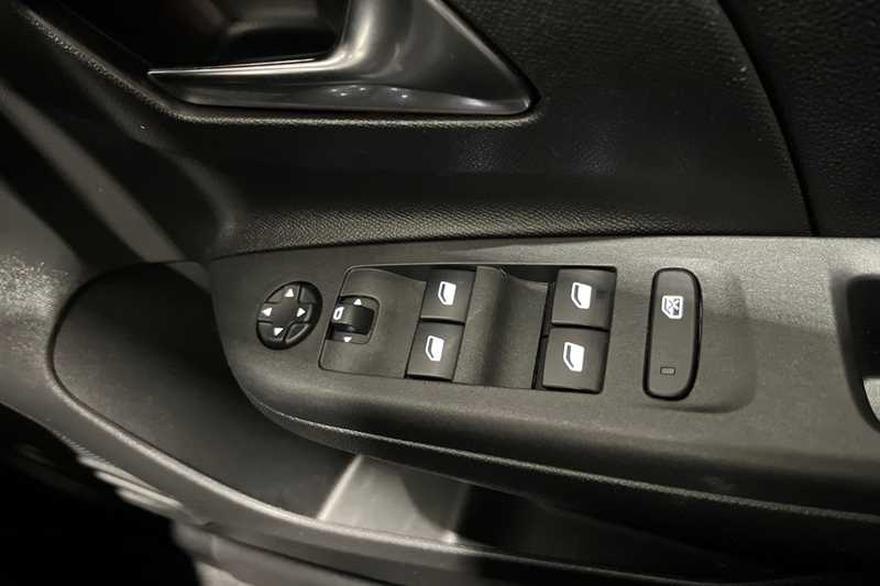 Used Vauxhall Corsa 2023 for sale - 78050242: Photo 16