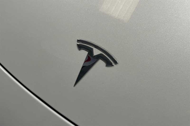 Used Tesla Model 3 2021 for sale - 77757320: Photo 36