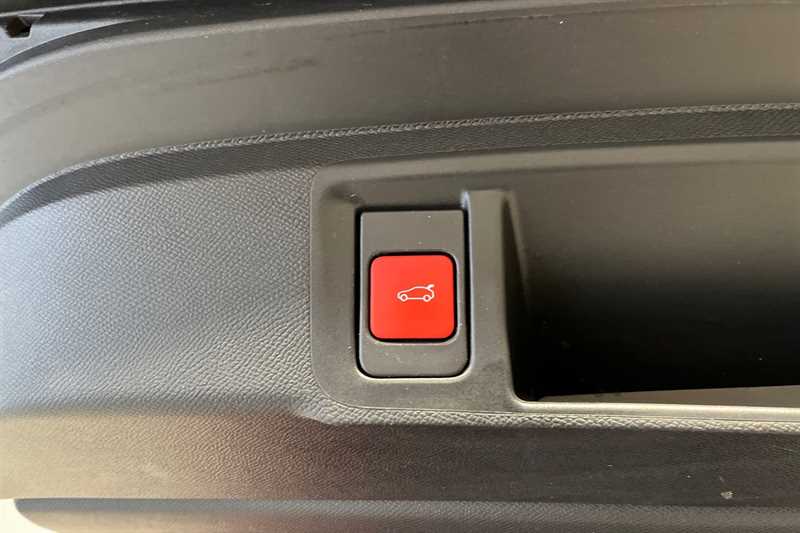 Used Vauxhall Astra 2024 for sale - 76462953: Photo 44