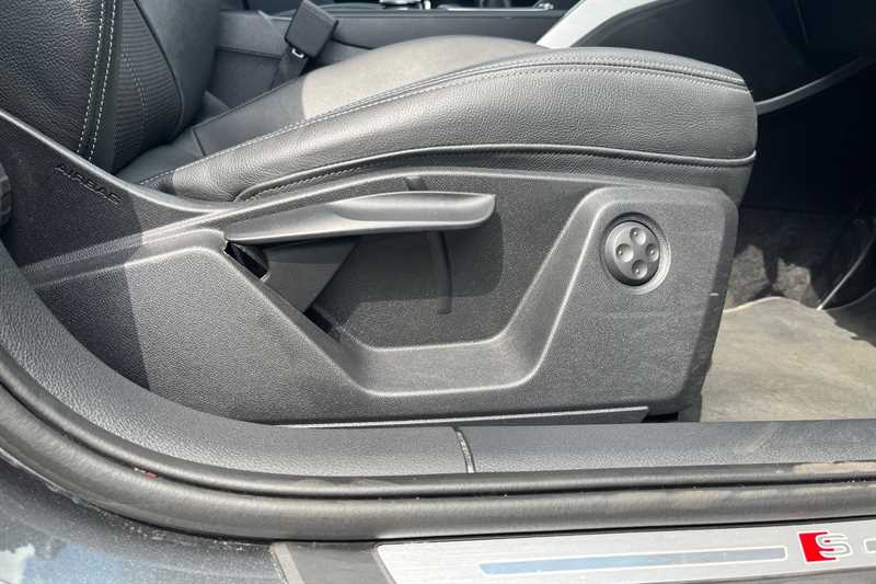 Used Audi Q2 for sale - 76462798: Photo 26