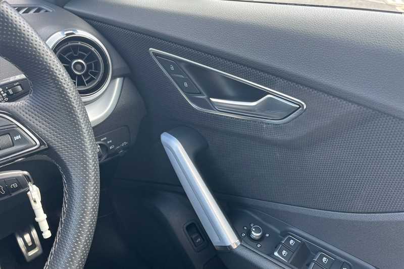 Used Audi Q2 for sale - 76462798: Photo 40