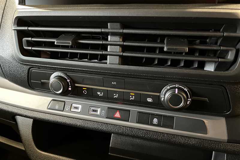 Used Vauxhall Vivaro 2026 for sale - 77788089: Photo 15