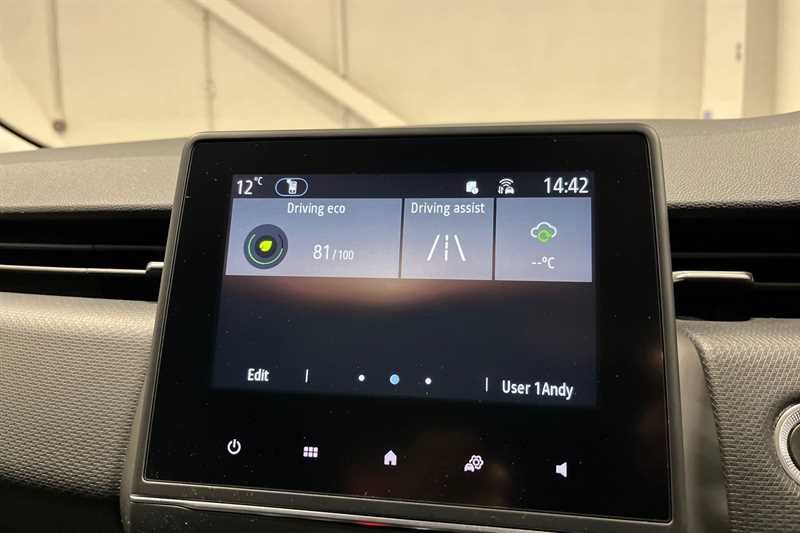 Used Renault Clio 2023 for sale - 77796499: Photo 39