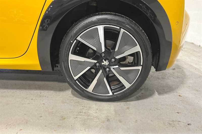 Used Peugeot 208 2022 for sale - 76929825: Photo 11