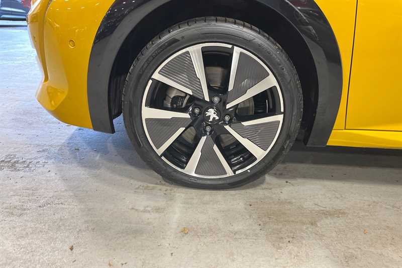 Used Peugeot 208 2022 for sale - 76929825: Photo 12