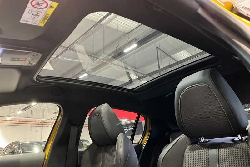 Used Peugeot 208 2022 for sale - 76929825: Photo 44