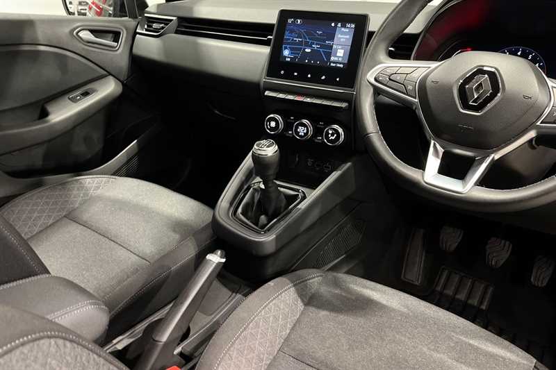 Used Renault Clio 2023 for sale - 77863487: Photo 14