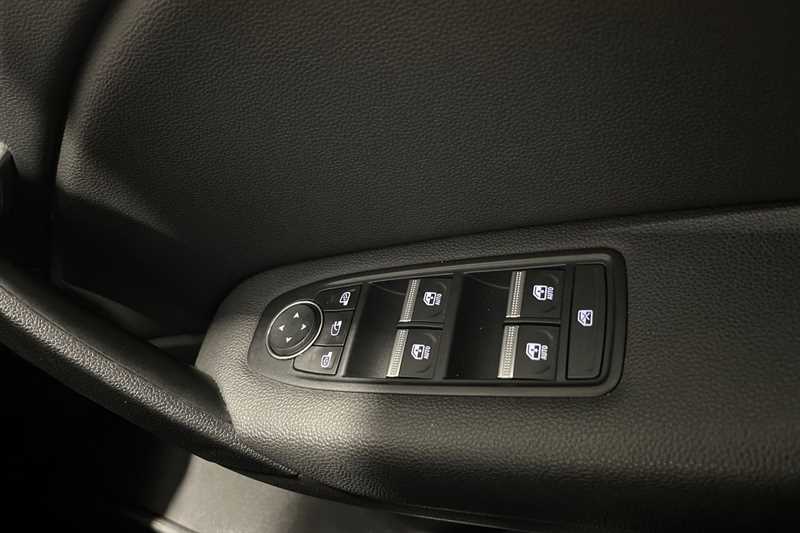 Used Renault Captur 2020 for sale - 77827970: Photo 16