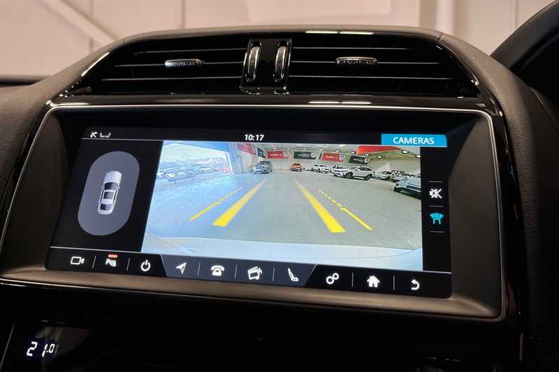 Used Jaguar XE 2018 for sale - 76443793: Photo 19