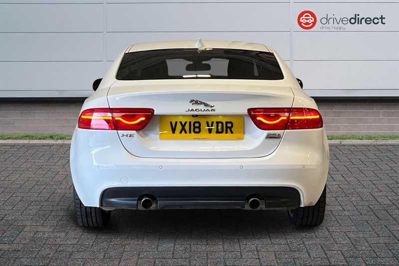 Used Jaguar XE 2018 for sale - 76443793: Photo 4