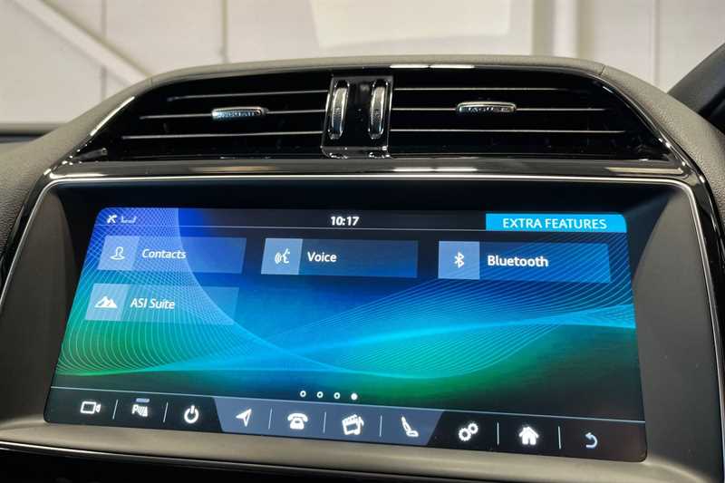 Used Jaguar XE 2018 for sale - 76443793: Photo 40