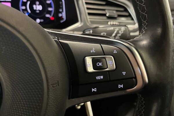 Used Volkswagen T-Roc 2021 for sale - 76044605: Photo 22