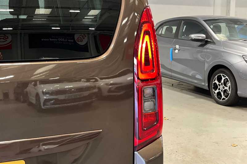 Used Vauxhall Combo Life 2020 for sale - 76956342: Photo 32