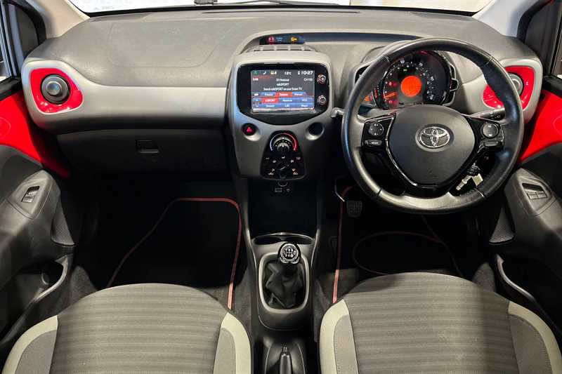 Used Toyota AYGO 2018 for sale - 77943972: Photo 13