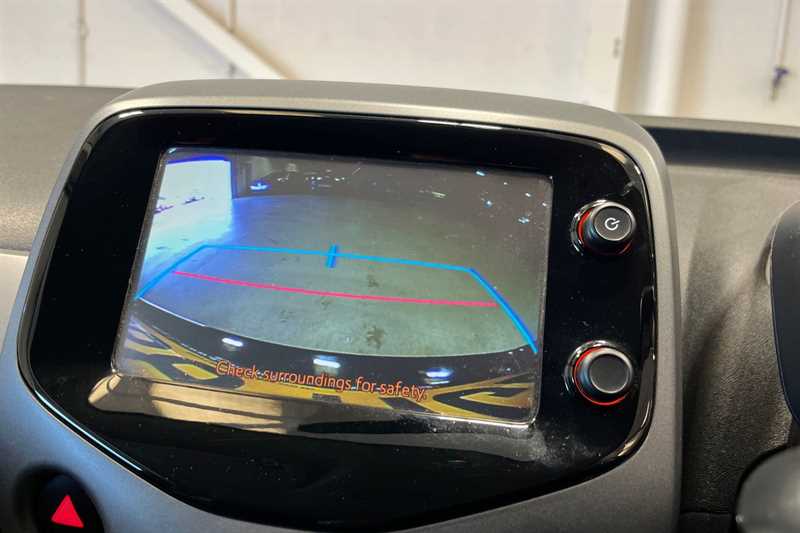 Used Toyota AYGO 2018 for sale - 77943972: Photo 19