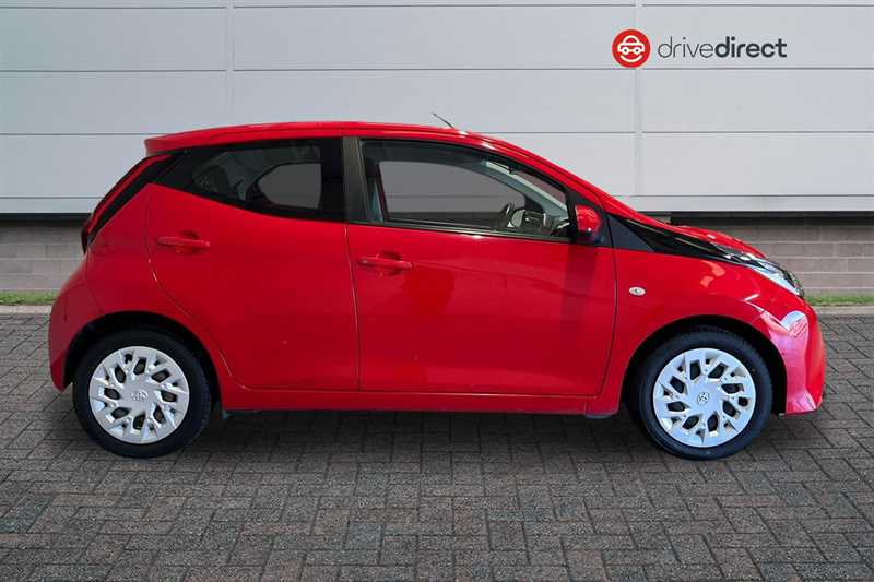 Used Toyota AYGO 2018 for sale - 77943972: Photo 2