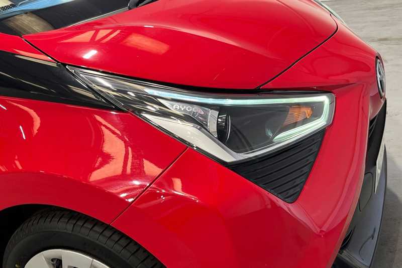 Used Toyota AYGO 2018 for sale - 77943972: Photo 28