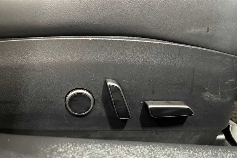 Used Tesla Model 3 2021 for sale - 78174104: Photo 26