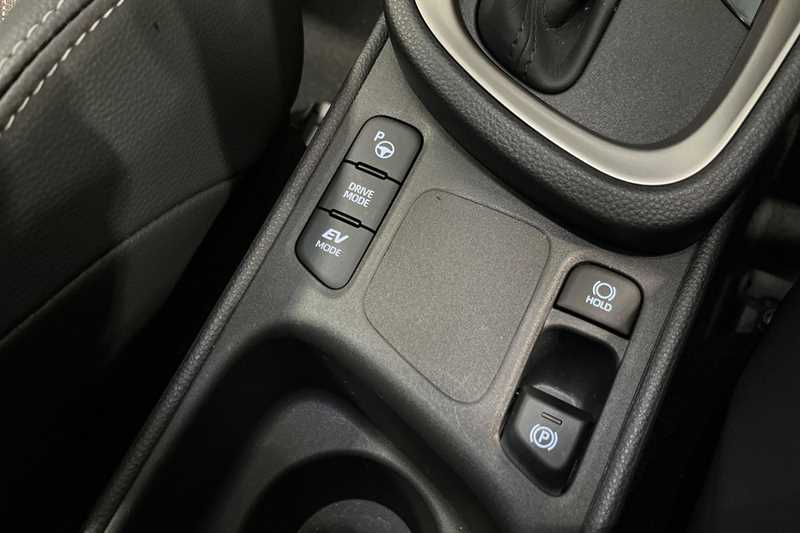 Used Toyota Yaris Cross 2024 for sale - 78130409: Photo 40