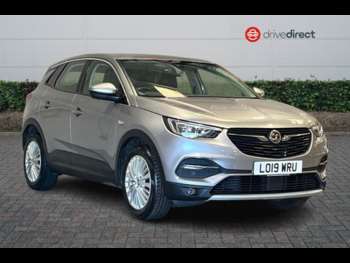 2019 - 1.2T Tech Line Nav 5dr Hatchback Manual